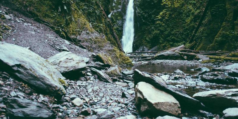 武汉生活19：在027的烟火与霓虹中，编织你的精英梦想